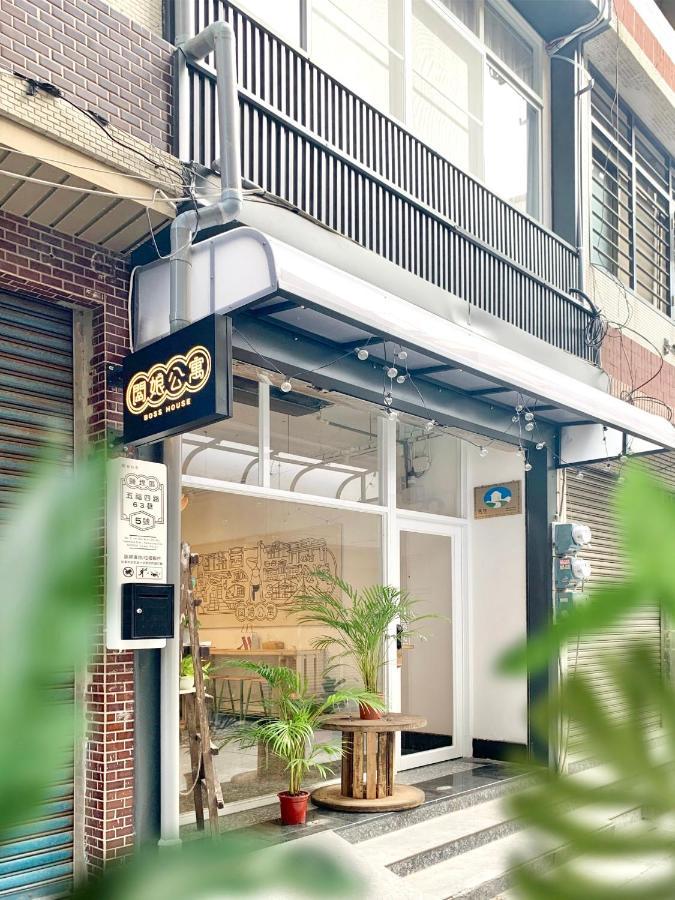 闆娘公寓 Kaohsiung Bagian luar foto